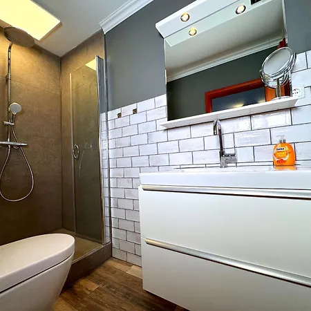 Atlantic - By Mila Ferienarpartments - Zentrum Eigener Parkplatz Balkon *